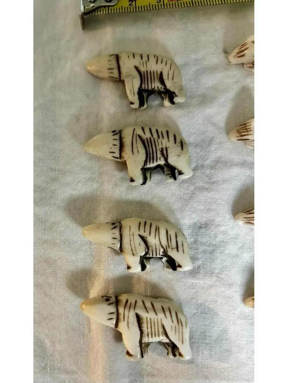Vtg Bovine Bone Native Carved Fetish Bead Polar Bear Butterfly Zebra Armadillo